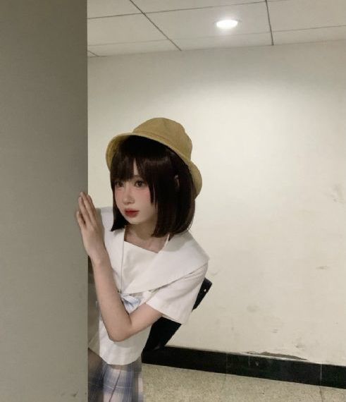 差差漫画sss_BD英语HD高清在线观看