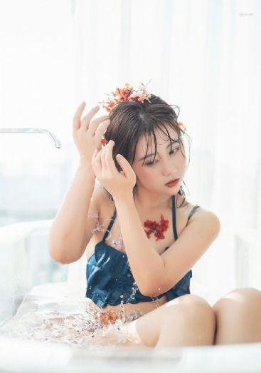 漂亮的小保姆_BD韩语天堂在线