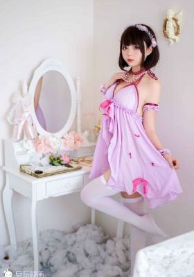 一摸二插_720完整版观看