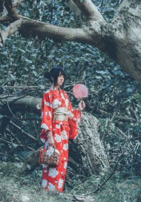 漂亮的女教师_BD免费观看